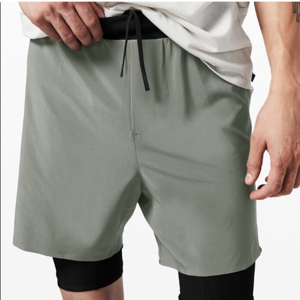 Lululemon Lab Diffract Run Green Palm Deco Lined Compression Green Black Shorts